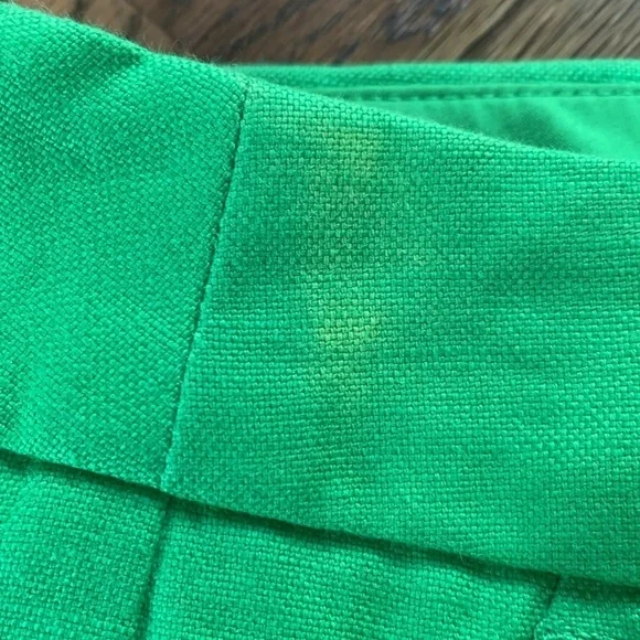 J Crew sz 6 linen blend Kelly green short with scalloped hem - Picture 7 of 7